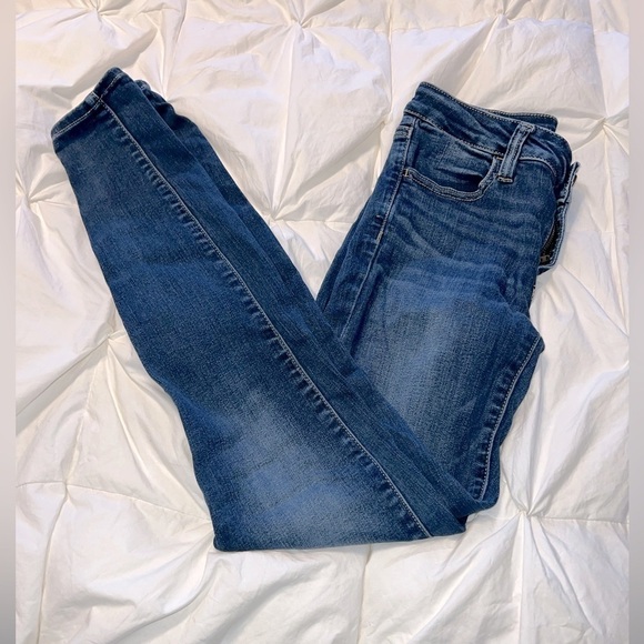 WOMEN'S American Eagle Jeans size 2 Long - Picture 1 of 6